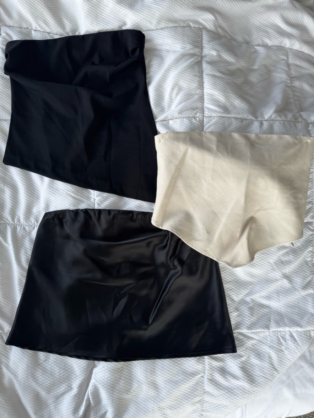 Women’s Zara 3-Piece Tube/Summer Top Bundle ✨